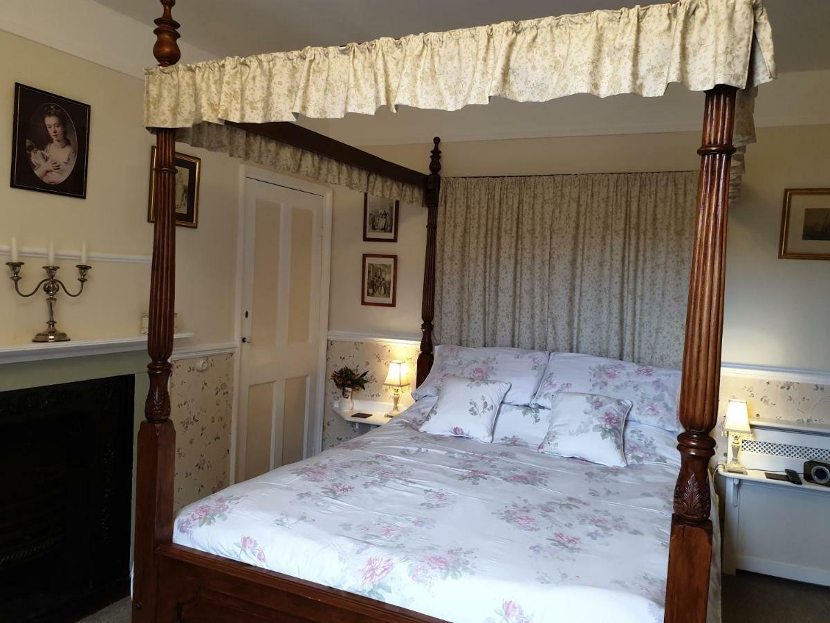 휫비 Saint Hilda'S House B&B 외부 사진