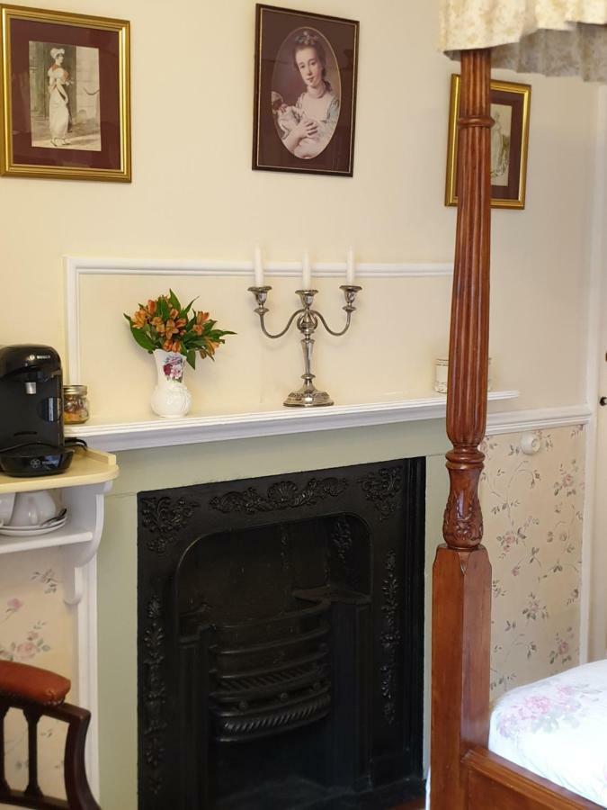 휫비 Saint Hilda'S House B&B 외부 사진
